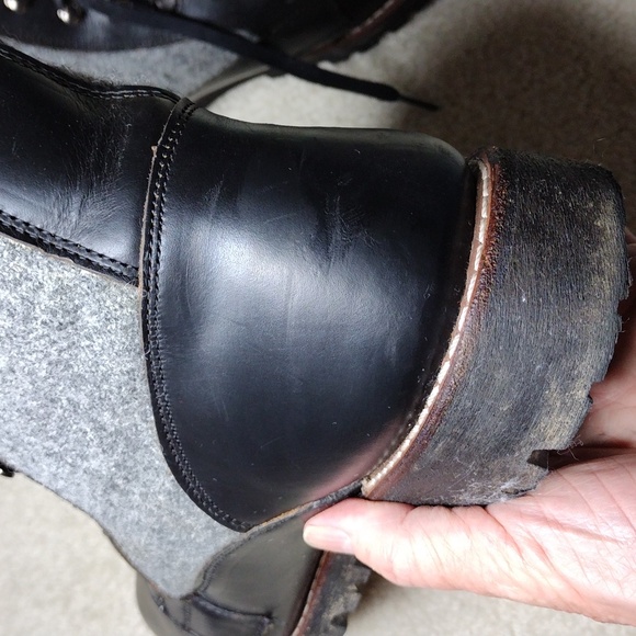 Wolverine 1000 Mile men's black leather & gray wool ankle boots. Mint. Size 11.5 - Picture 9 of 16